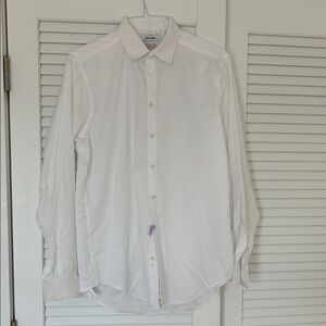 Men's Calvin Klein dress shirt size 16 34/35 slim fit.